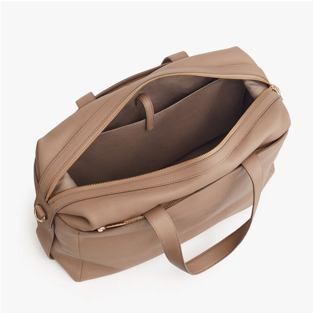 Cuyana Leather Triple Zipper Overnight Stone
Pebbled Leather